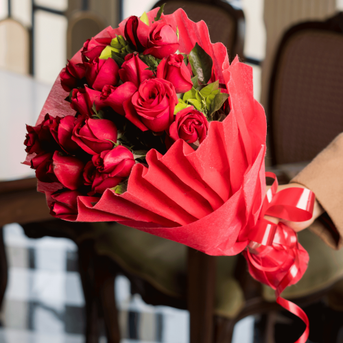 HV5T4yy1hnajPJuU62bLQFIekfJnXwCiE6qdHuY7 35 Roses Bunch – Elegant Expression of Deep Emotions - Image 1